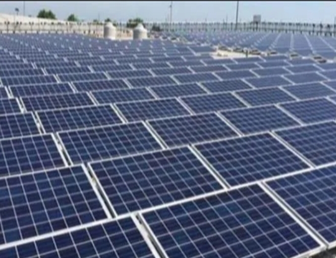 مدارس الطاقة الشمسية
